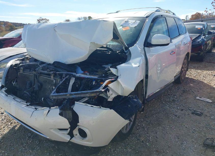 Photo 2 of 2015 Nissan Pathfinder SL (VIN 5N1AR2MN8FC711265)