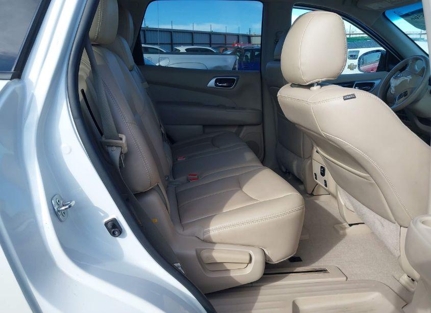 Photo 8 of 2015 Nissan Pathfinder SL (VIN 5N1AR2MN8FC711265)