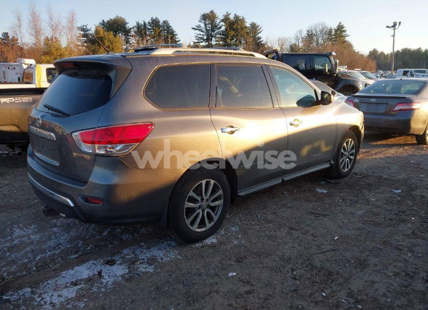 Photo 4 of 2015 Nissan Pathfinder S (VIN 5N1AR2MN8FC723531)