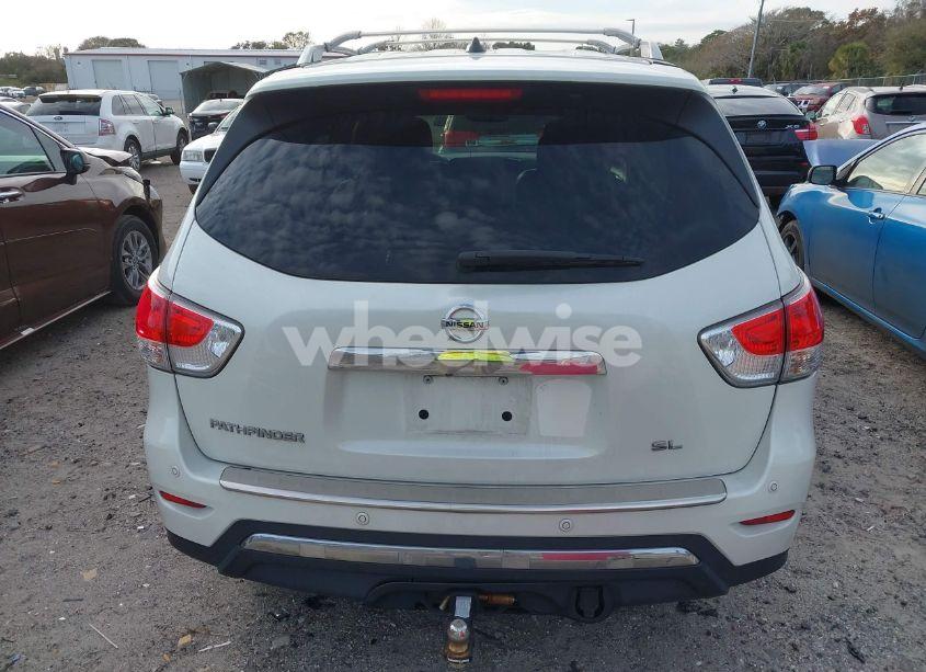 Photo 16 of 2016 Nissan Pathfinder SL (VIN 5N1AR2MN8GC623561)