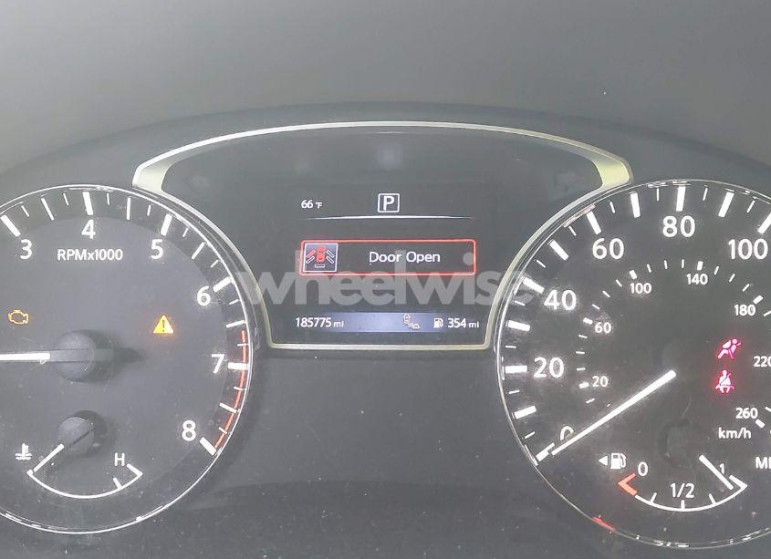 Photo 7 of 2016 Nissan Pathfinder SL (VIN 5N1AR2MN8GC623561)