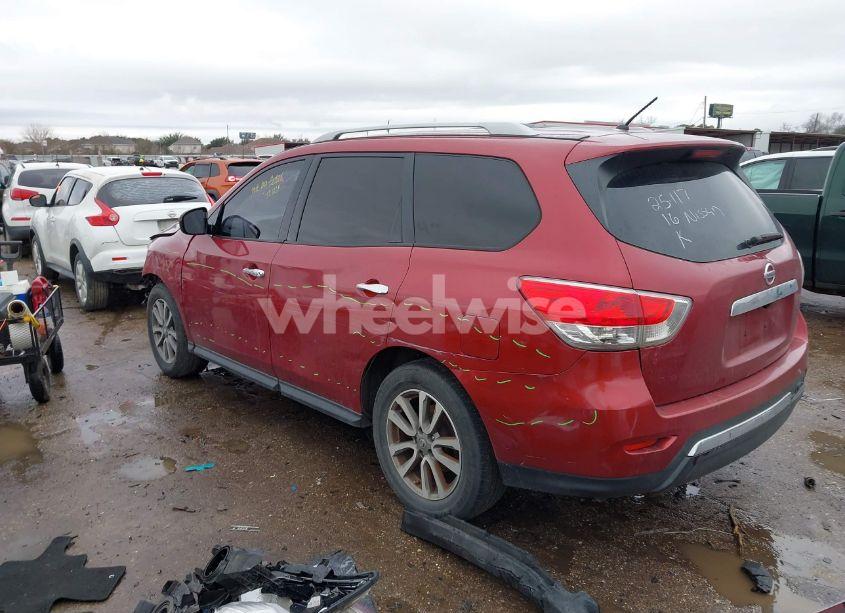 Photo 3 of 2016 Nissan Pathfinder PLATINUM/S/SL/SV (VIN 5N1AR2MN8GC654499)