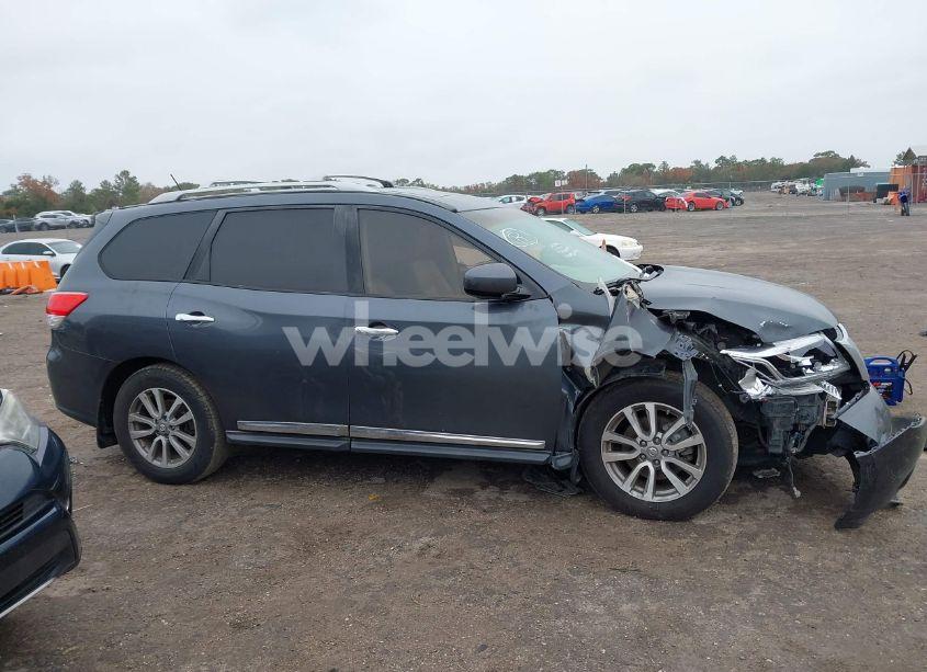 Photo 13 of 2013 Nissan Pathfinder SL (VIN 5N1AR2MN9DC612970)