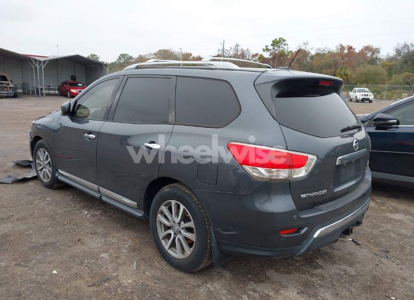 Photo 3 of 2013 Nissan Pathfinder SL (VIN 5N1AR2MN9DC612970)