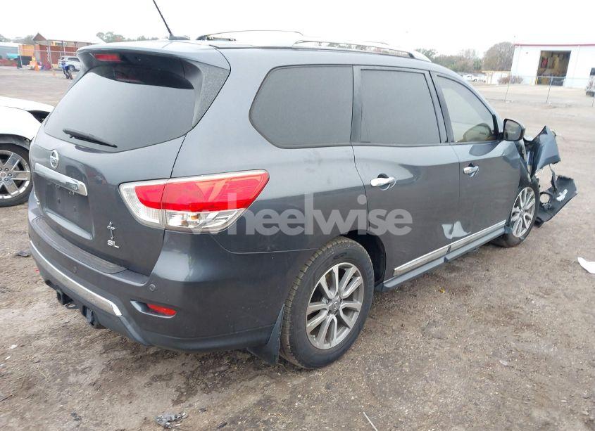 Photo 4 of 2013 Nissan Pathfinder SL (VIN 5N1AR2MN9DC612970)