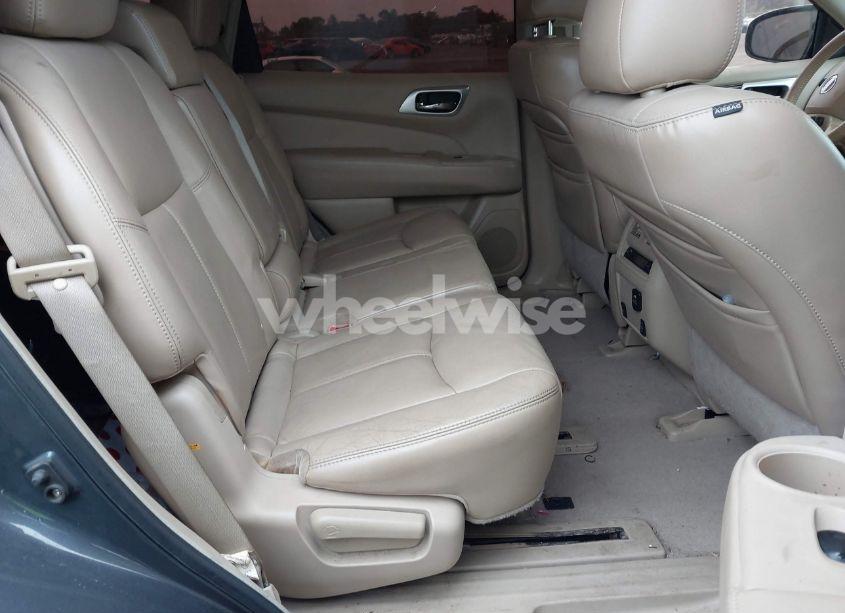 Photo 8 of 2013 Nissan Pathfinder SL (VIN 5N1AR2MN9DC612970)