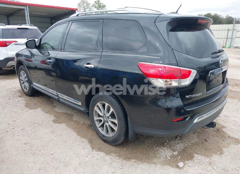 Photo 3 of 2013 Nissan Pathfinder SL (VIN 5N1AR2MN9DC615402)