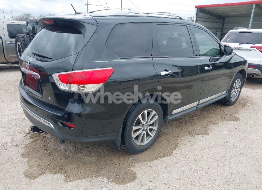Photo 4 of 2013 Nissan Pathfinder SL (VIN 5N1AR2MN9DC615402)