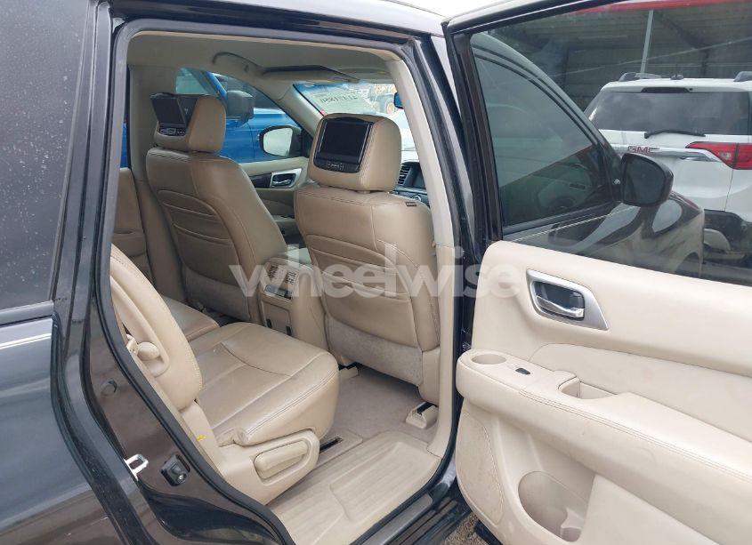 Photo 8 of 2013 Nissan Pathfinder SL (VIN 5N1AR2MN9DC615402)
