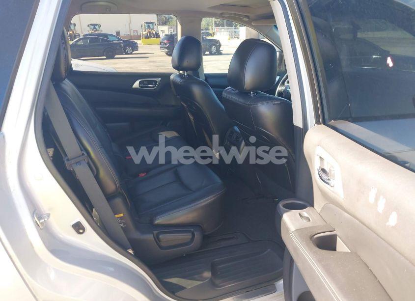 Photo 8 of 2013 Nissan Pathfinder SL (VIN 5N1AR2MN9DC637366)