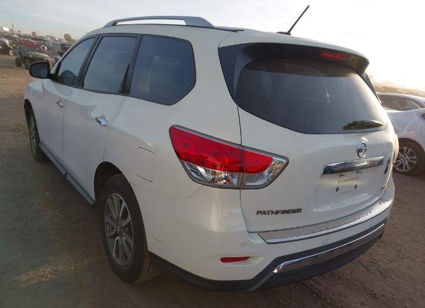 Photo 3 of 2013 Nissan Pathfinder SV (VIN 5N1AR2MN9DC643135)