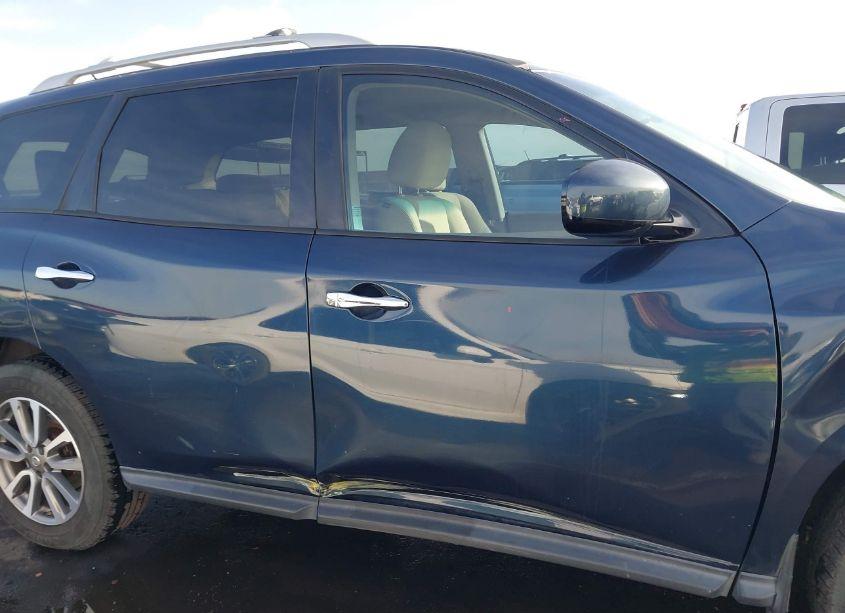 Photo 13 of 2013 Nissan Pathfinder SV (VIN 5N1AR2MN9DC643409)