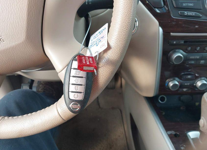 Photo 11 of 2013 Nissan Pathfinder SL (VIN 5N1AR2MN9DC667953)