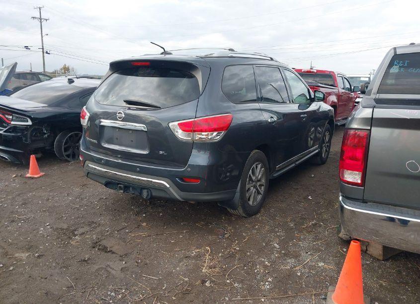 Photo 4 of 2013 Nissan Pathfinder SL (VIN 5N1AR2MN9DC667953)