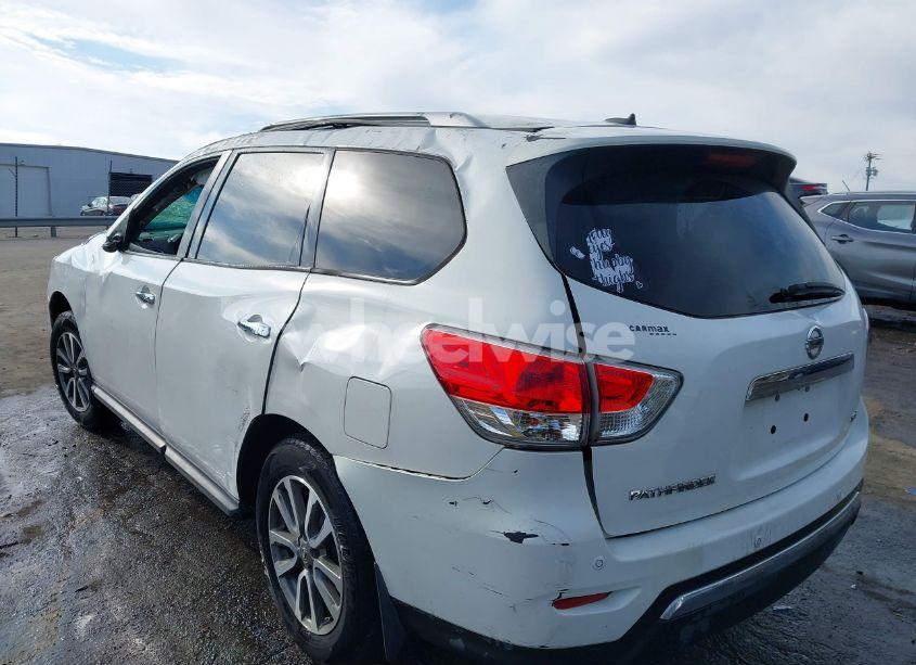 Photo 3 of 2013 Nissan Pathfinder SV (VIN 5N1AR2MN9DC672800)