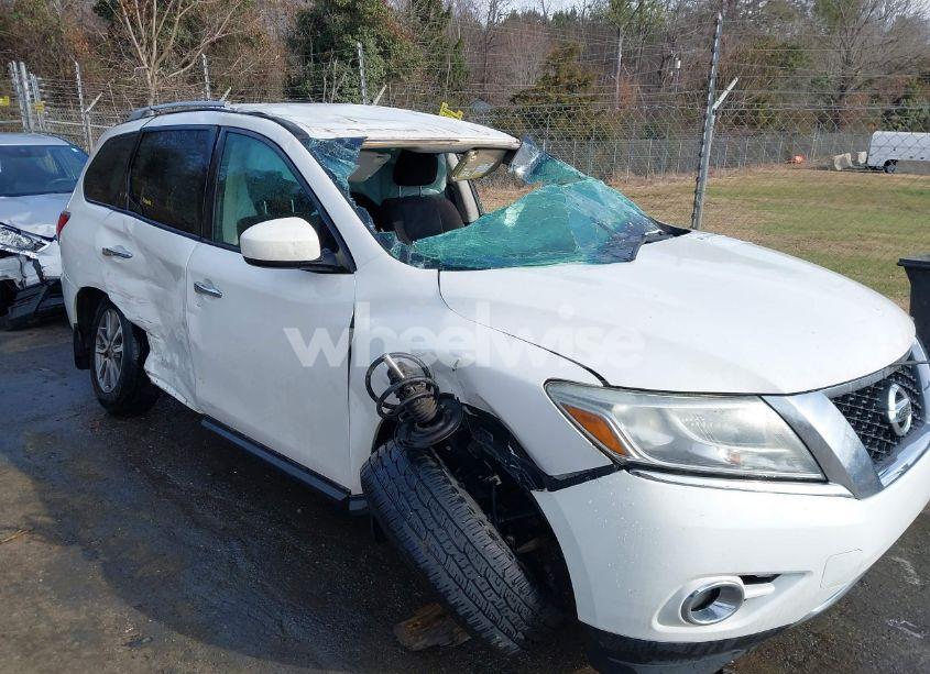 Photo 6 of 2013 Nissan Pathfinder SV (VIN 5N1AR2MN9DC672800)