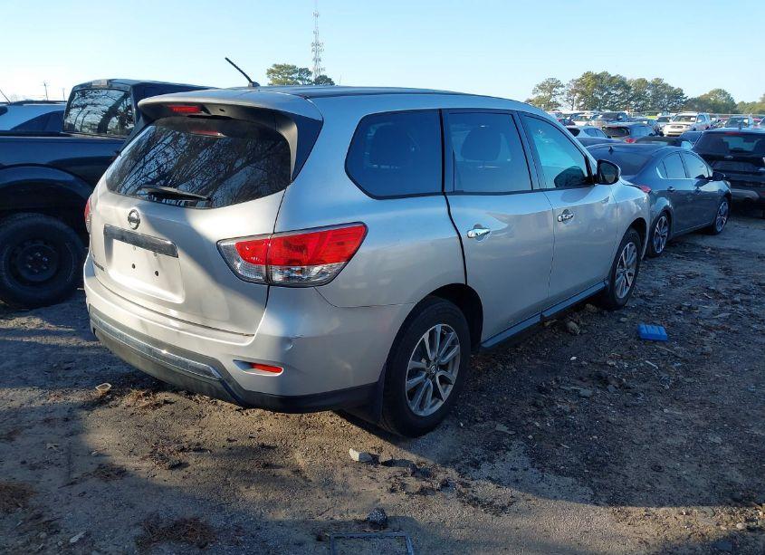 Photo 4 of 2013 Nissan Pathfinder S (VIN 5N1AR2MN9DC682159)