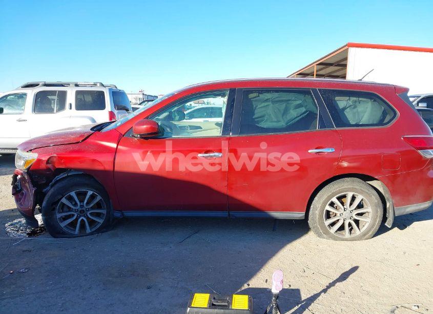 Photo 14 of 2014 Nissan Pathfinder S (VIN 5N1AR2MN9EC609696)