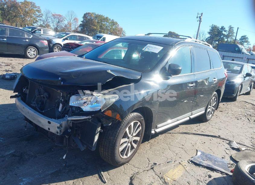 Photo 2 of 2014 Nissan Pathfinder SL (VIN 5N1AR2MN9EC616048)