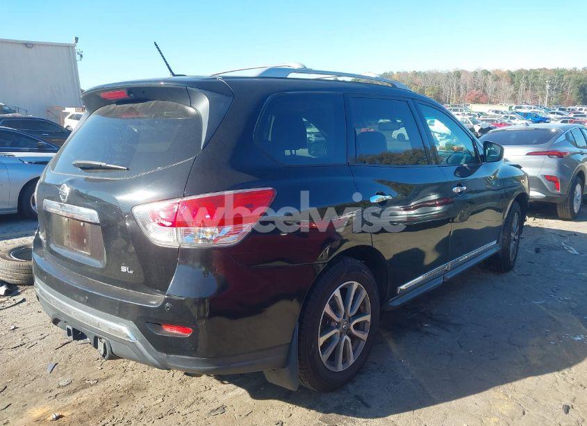 Photo 4 of 2014 Nissan Pathfinder SL (VIN 5N1AR2MN9EC616048)