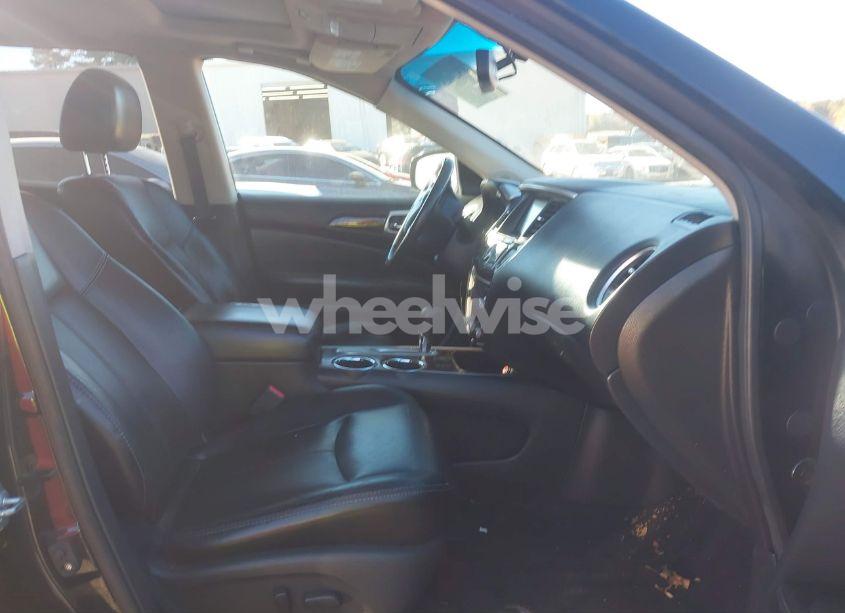 Photo 5 of 2014 Nissan Pathfinder SL (VIN 5N1AR2MN9EC616048)