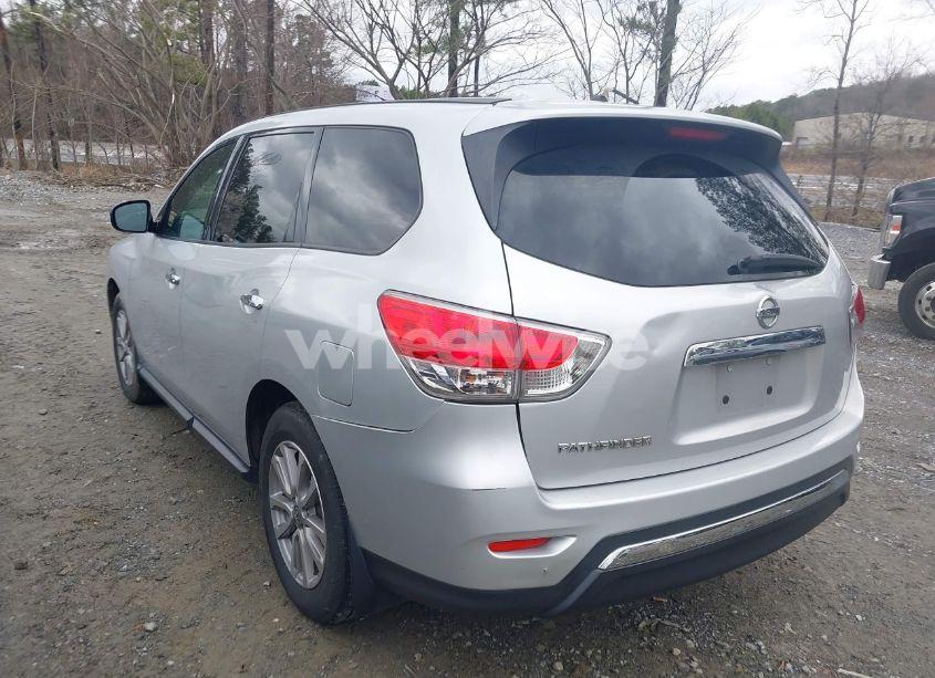 Photo 3 of 2014 Nissan Pathfinder S (VIN 5N1AR2MN9EC643637)