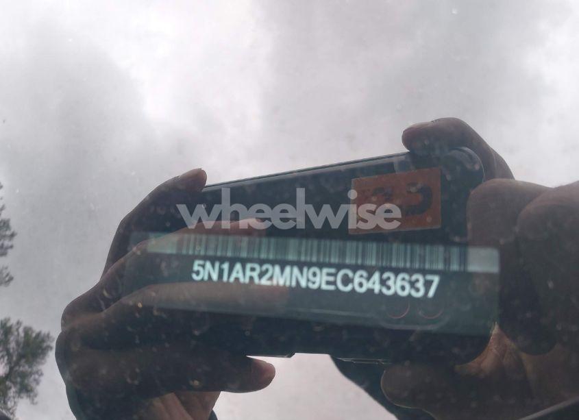 Photo 9 of 2014 Nissan Pathfinder S (VIN 5N1AR2MN9EC643637)