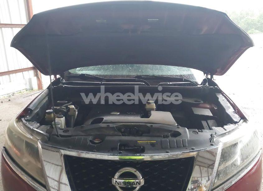 Photo 10 of 2014 Nissan Pathfinder S (VIN 5N1AR2MN9EC647123)