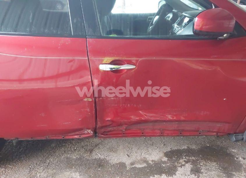 Photo 6 of 2014 Nissan Pathfinder S (VIN 5N1AR2MN9EC647123)