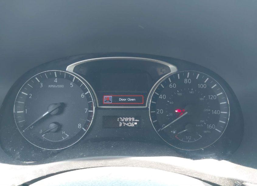 Photo 14 of 2014 Nissan Pathfinder SV (VIN 5N1AR2MN9EC654041)