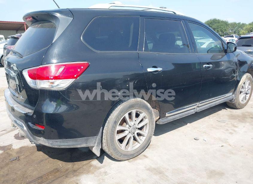 Photo 4 of 2014 Nissan Pathfinder SL (VIN 5N1AR2MN9EC656338)