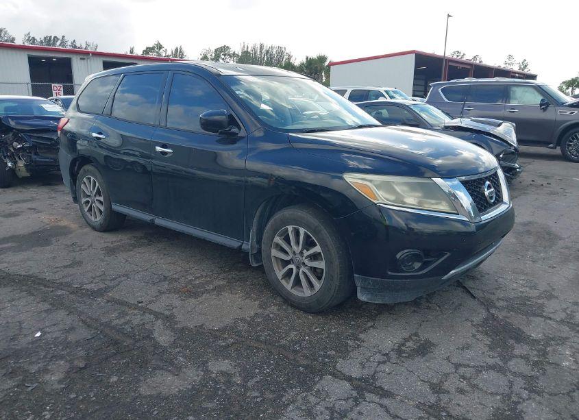 2014 Nissan Pathfinder S (VIN 5N1AR2MN9EC727876) main photo