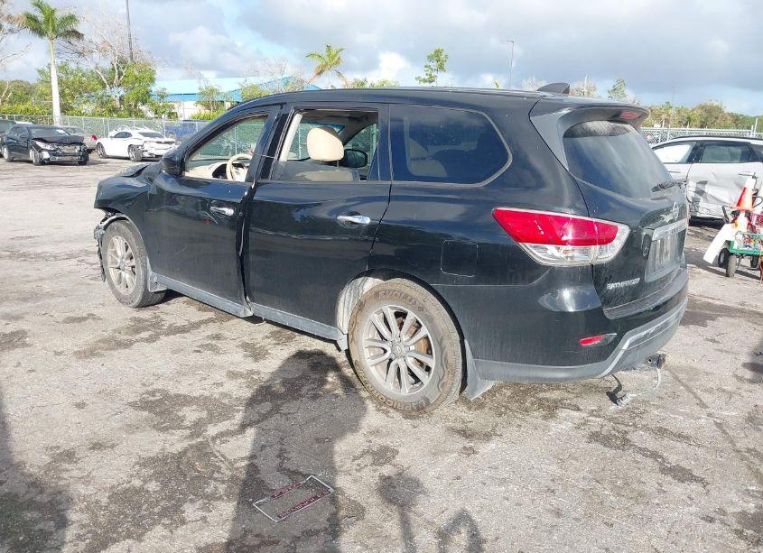 Photo 3 of 2014 Nissan Pathfinder S (VIN 5N1AR2MN9EC727876)