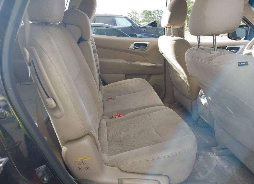 Photo 8 of 2014 Nissan Pathfinder S (VIN 5N1AR2MN9EC727876)