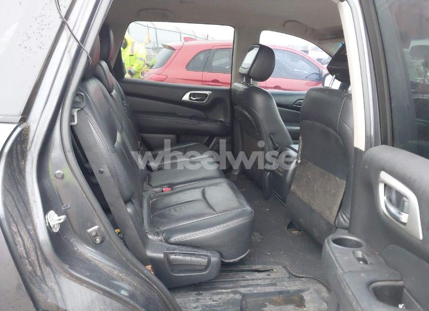 Photo 8 of 2014 Nissan Pathfinder S (VIN 5N1AR2MN9EC729949)