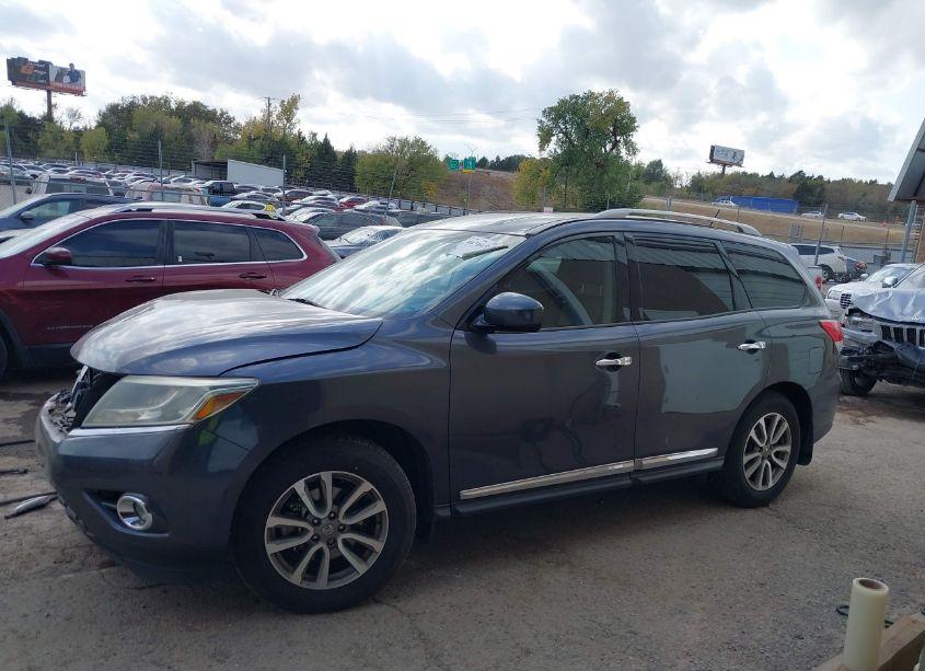 Photo 14 of 2014 Nissan Pathfinder SL (VIN 5N1AR2MN9EC735086)