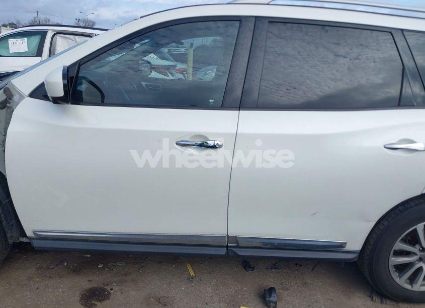 Photo 14 of 2015 Nissan Pathfinder SL (VIN 5N1AR2MN9FC616231)