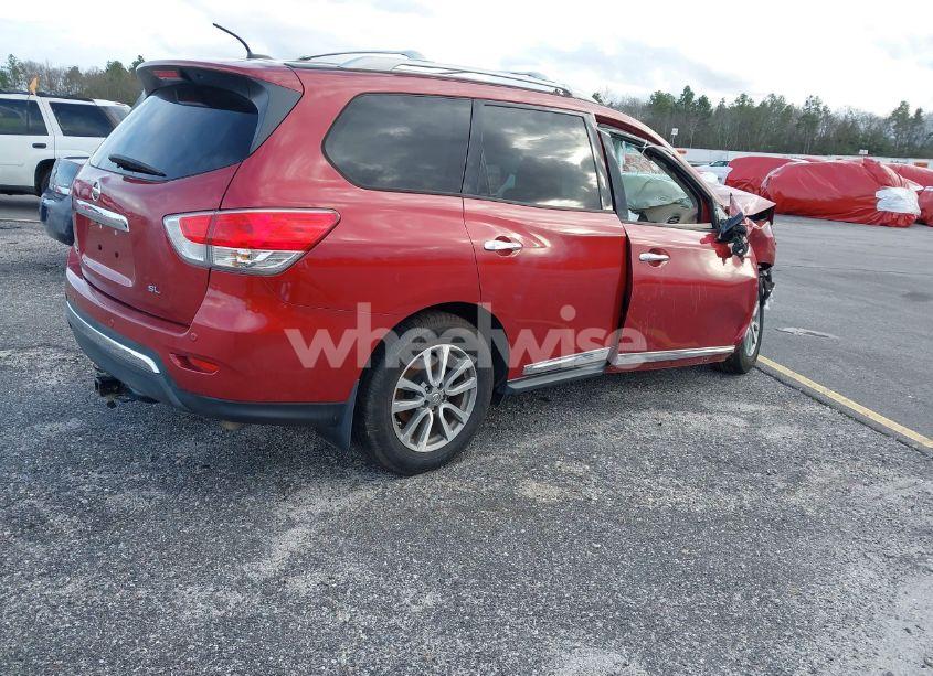 Photo 4 of 2015 Nissan Pathfinder SL (VIN 5N1AR2MN9FC625169)