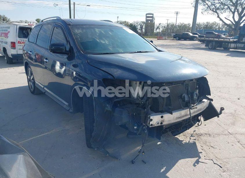 2015 Nissan Pathfinder PLATINUM (VIN 5N1AR2MN9FC641761) main photo