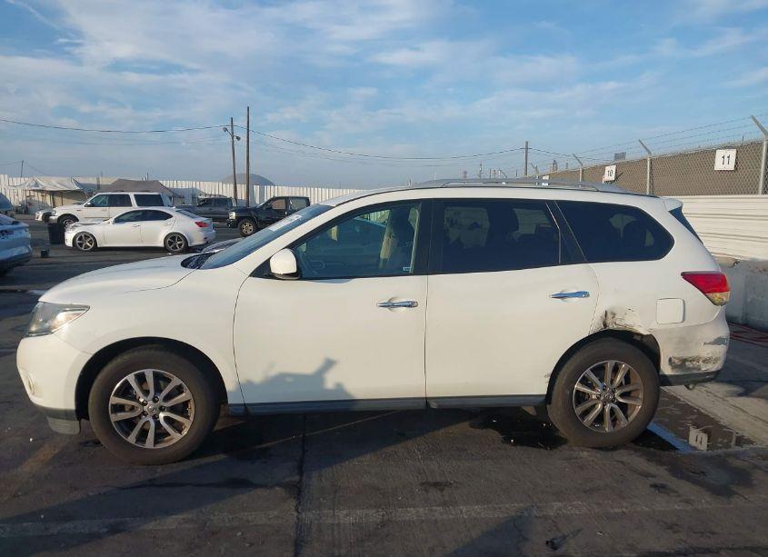 Photo 14 of 2015 Nissan Pathfinder S (VIN 5N1AR2MN9FC646751)