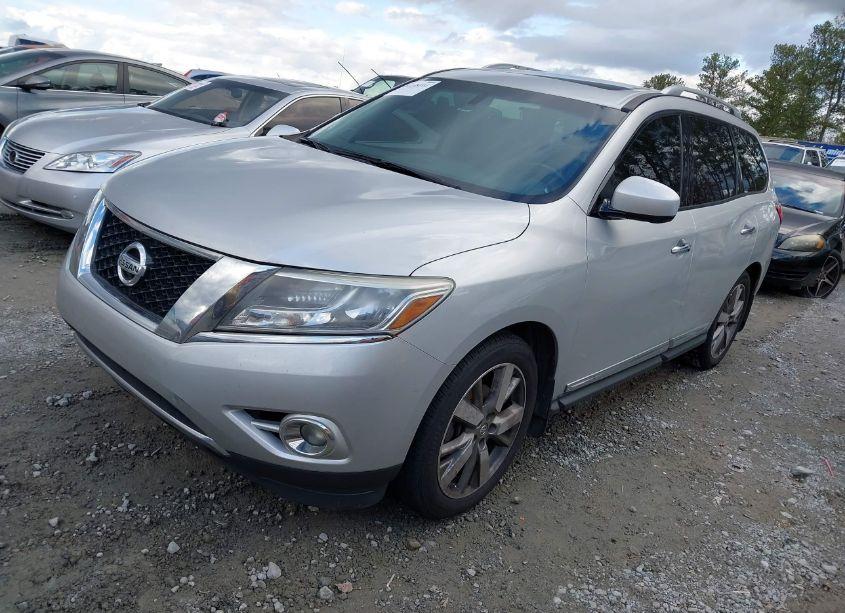 Photo 2 of 2015 Nissan Pathfinder PLATINUM (VIN 5N1AR2MN9FC667048)