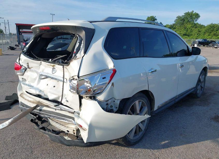 Photo 4 of 2015 Nissan Pathfinder PLATINUM (VIN 5N1AR2MN9FC697697)