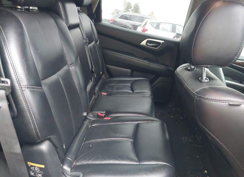 Photo 8 of 2015 Nissan Pathfinder SL (VIN 5N1AR2MN9FC699868)