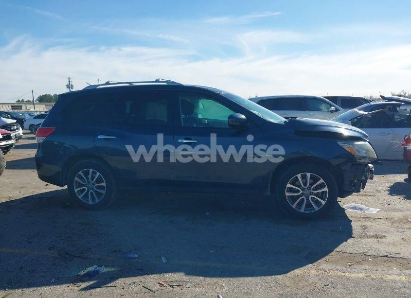 Photo 13 of 2015 Nissan Pathfinder S (VIN 5N1AR2MN9FC706396)