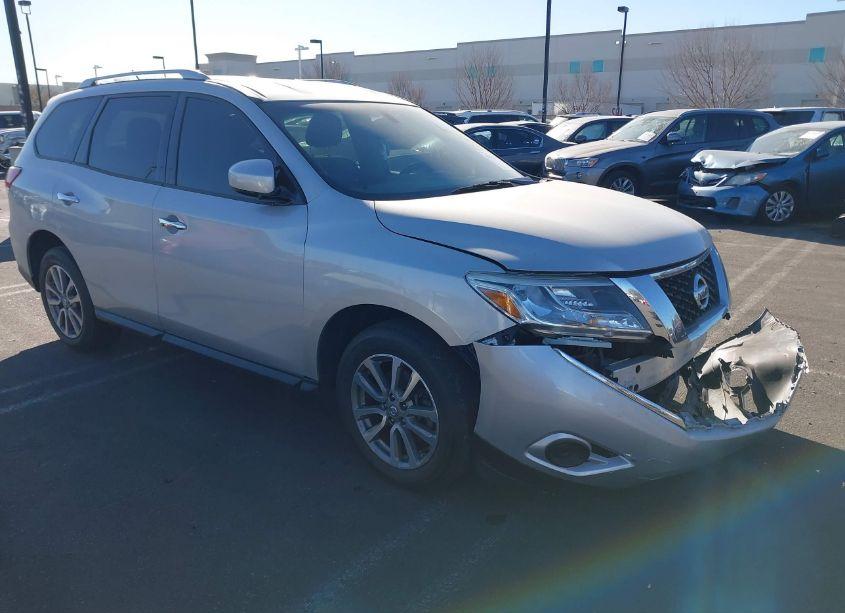 2016 Nissan Pathfinder PLATINUM/S/SL/SV (VIN 5N1AR2MN9GC618191) main photo