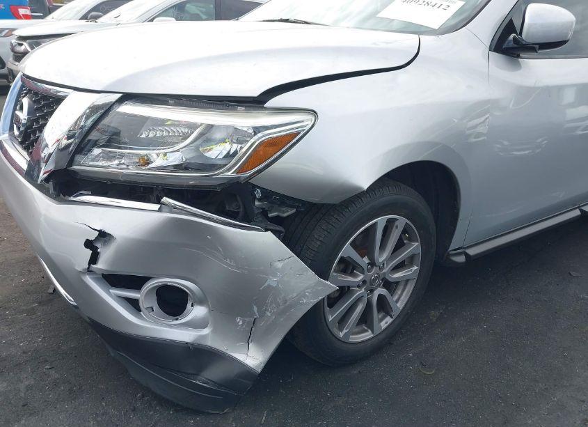 Photo 6 of 2016 Nissan Pathfinder PLATINUM/S/SL/SV (VIN 5N1AR2MN9GC618191)