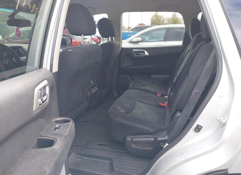 Photo 8 of 2016 Nissan Pathfinder PLATINUM/S/SL/SV (VIN 5N1AR2MN9GC618191)