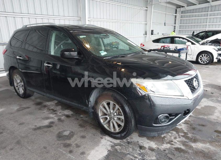 2016 Nissan Pathfinder S (VIN 5N1AR2MN9GC621480) main photo
