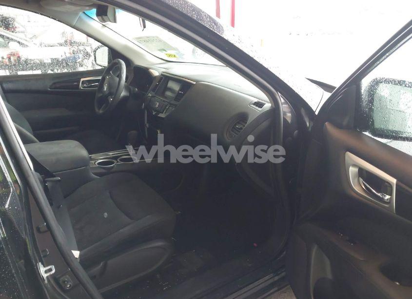 Photo 5 of 2016 Nissan Pathfinder S (VIN 5N1AR2MN9GC621480)