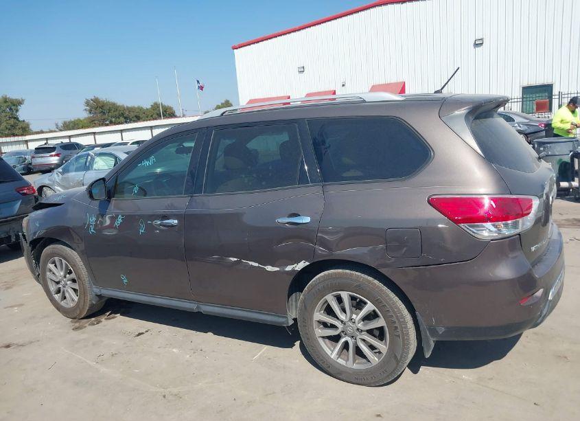 Photo 14 of 2016 Nissan Pathfinder S (VIN 5N1AR2MN9GC624525)